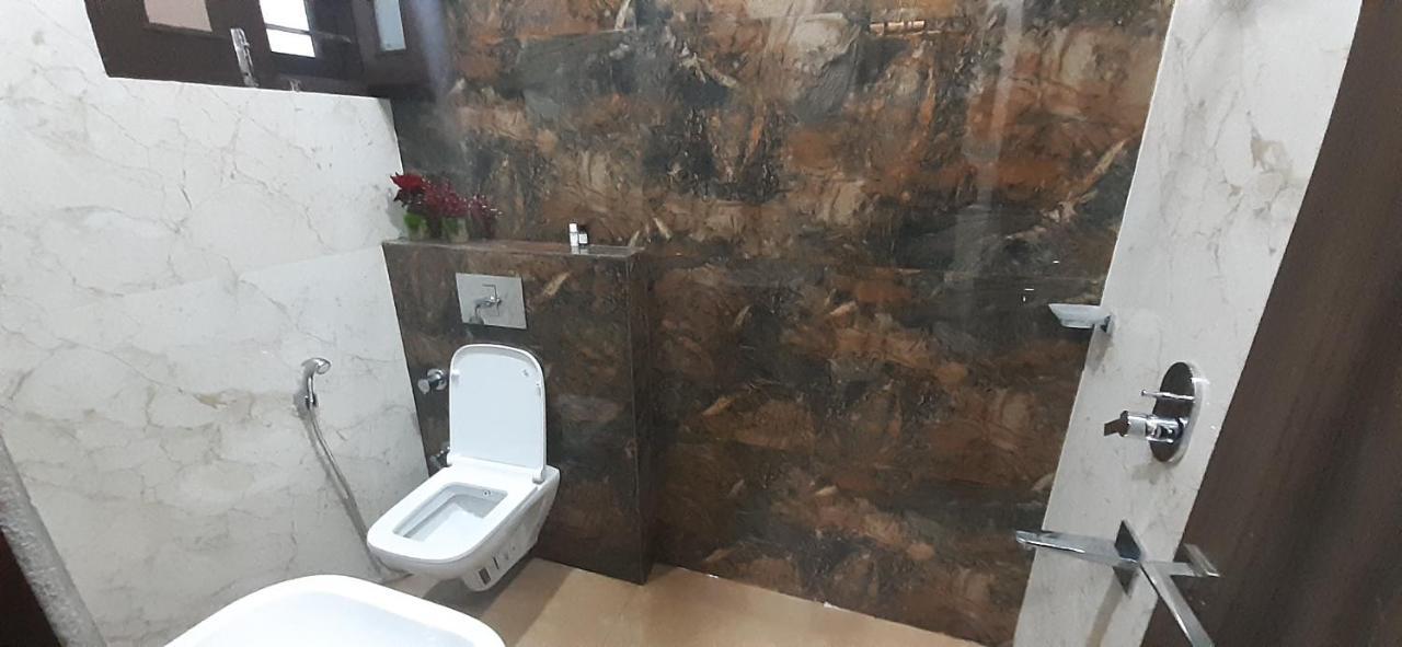 Amor Hotel Gangānagar Esterno foto
