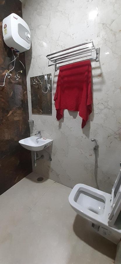 Amor Hotel Gangānagar Esterno foto