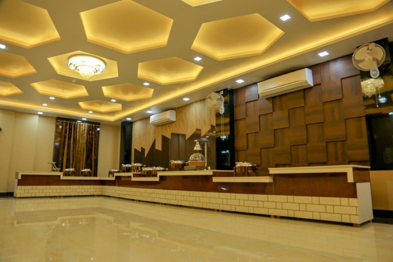 Amor Hotel Gangānagar Esterno foto